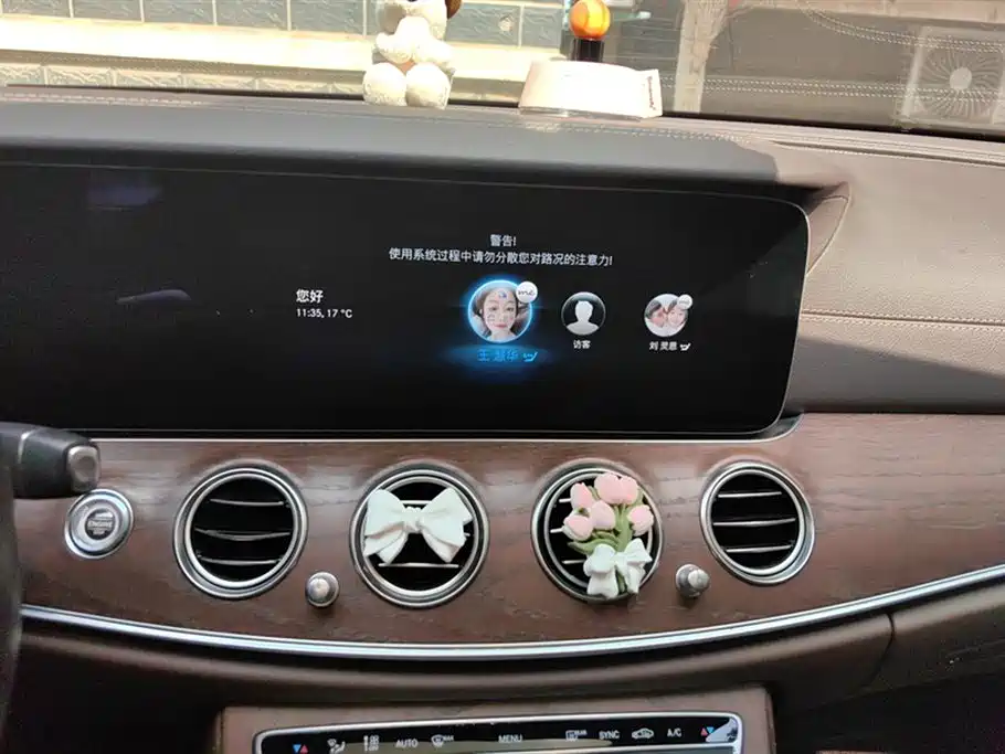 MERCEDES-BENZ E CLASS