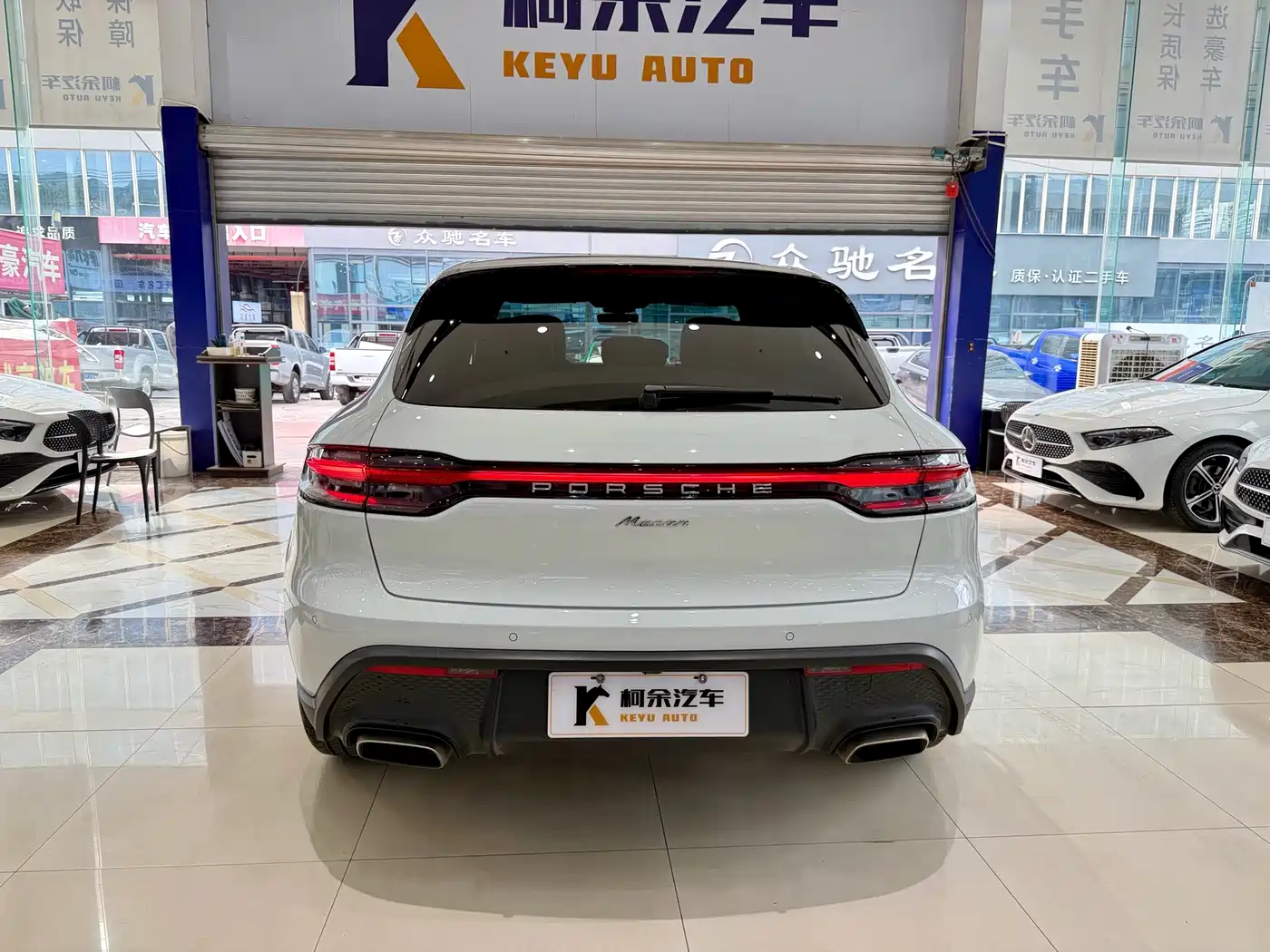 Porsche Macan 2024 Macan 2.0T фото 13