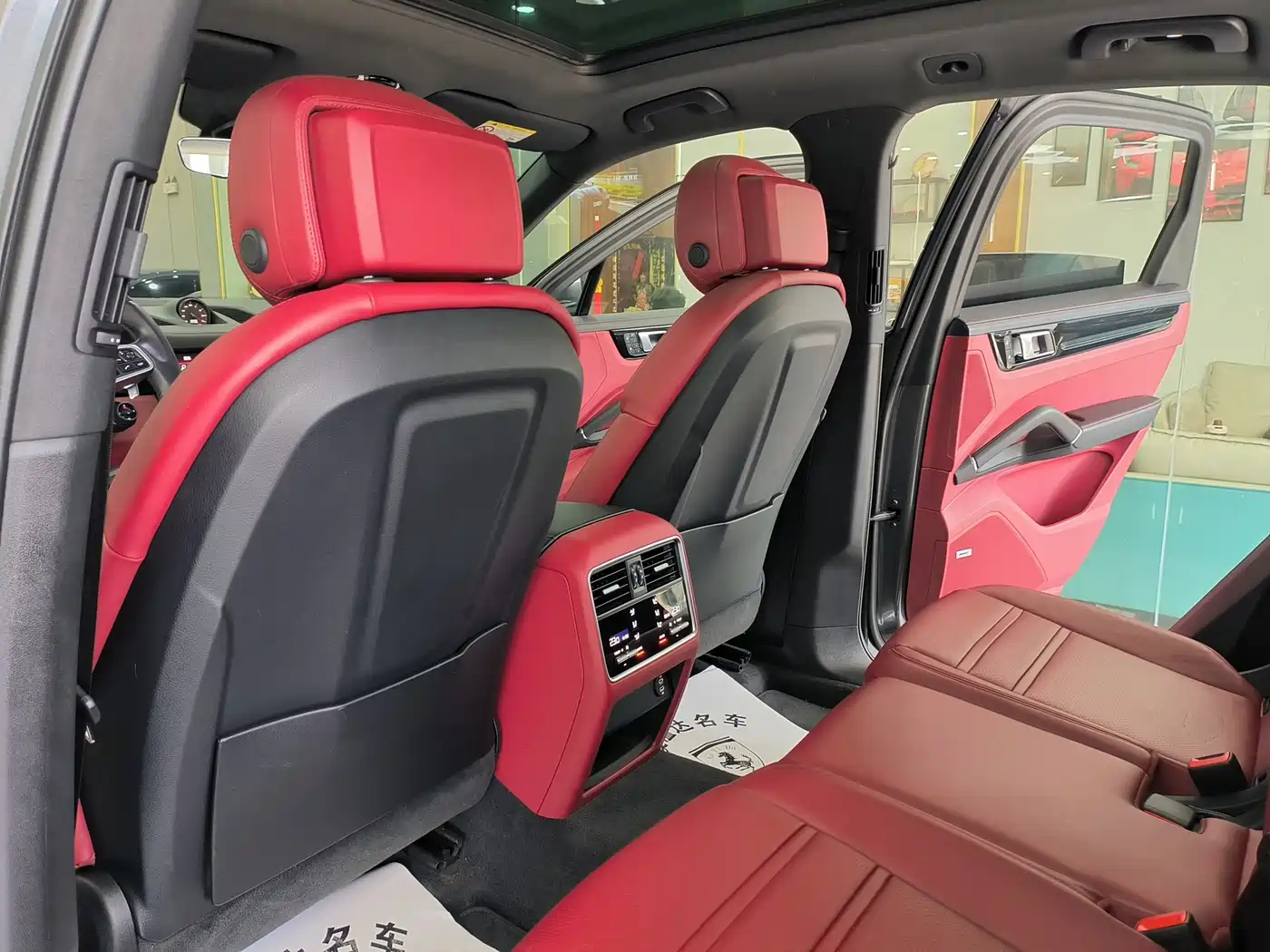 Porsche Cayenne 2022 Cayenne S 2.9T Platinum Edition фото 5