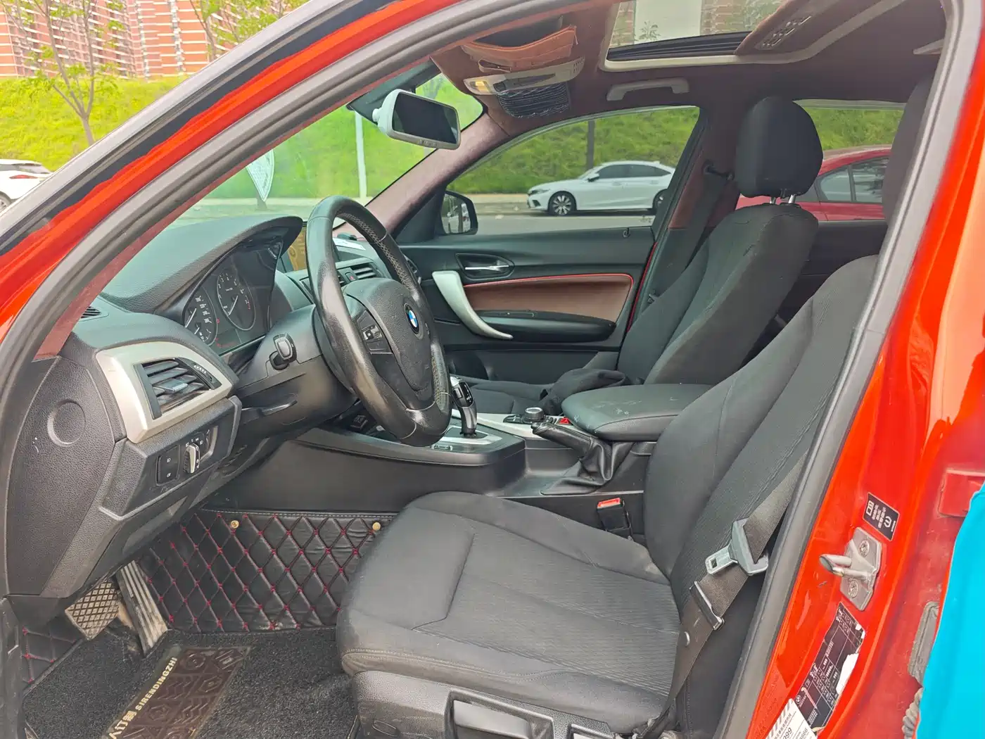 BMW 1 Series (Import) 2013 Facelift 116i Leading Model фото 5