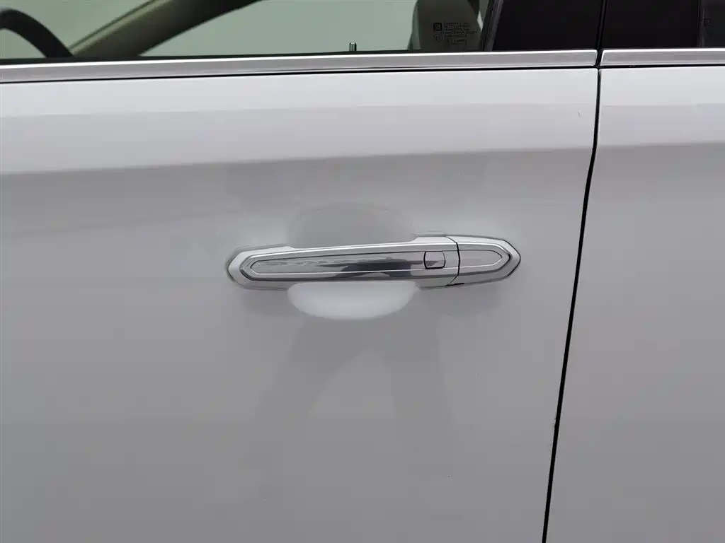 Cadillac XTS 2017 28T Elite фото 18