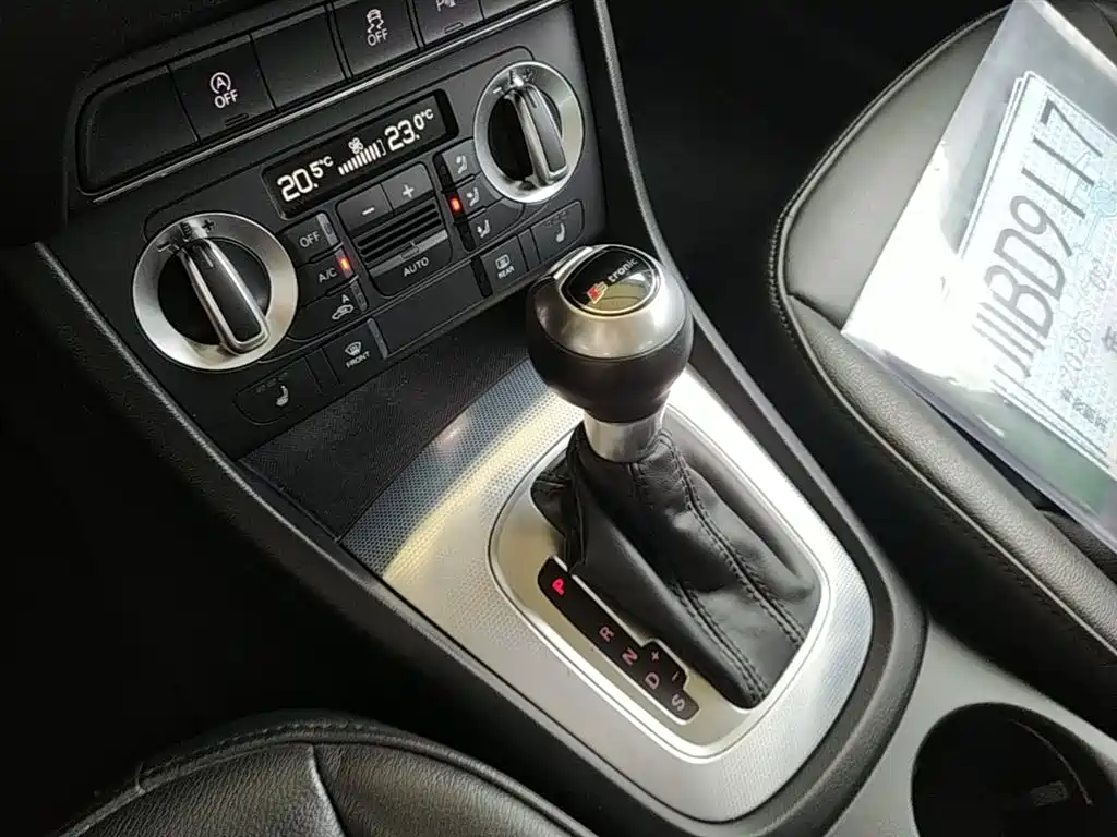 Audi Q3 2015 35 TFSI Comfort фото 14