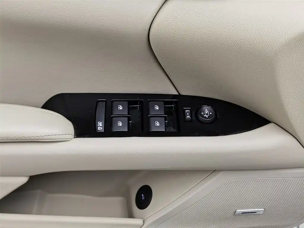 Cadillac XTS 2017 28T Elite фото 9