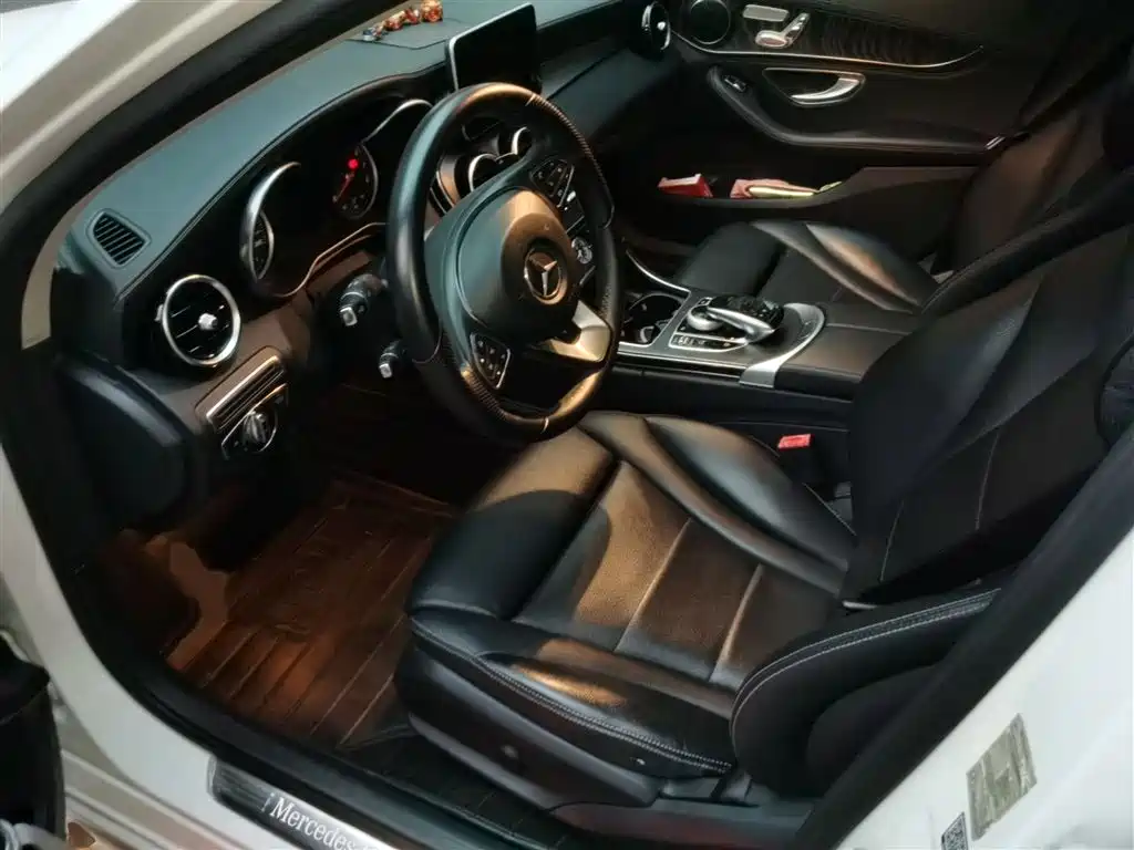 Mercedes-Benz C-Class 2015 C 200 L Sport фото 8