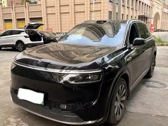 AITO ASK THE WORLD M8