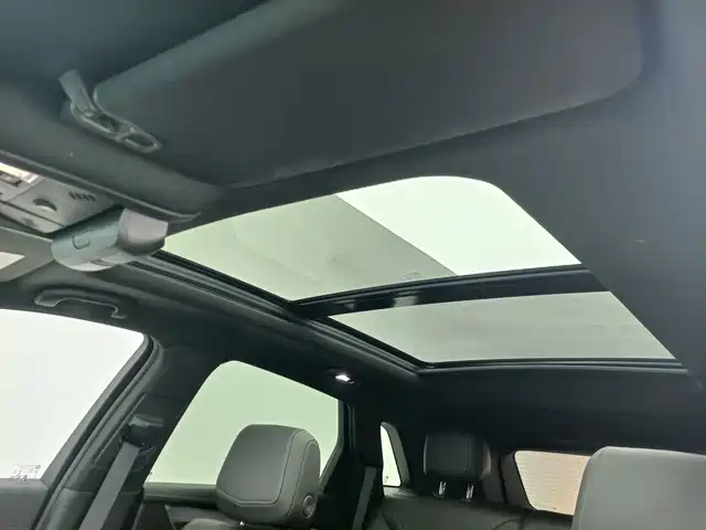 Фото 10 - Cadillac XT5