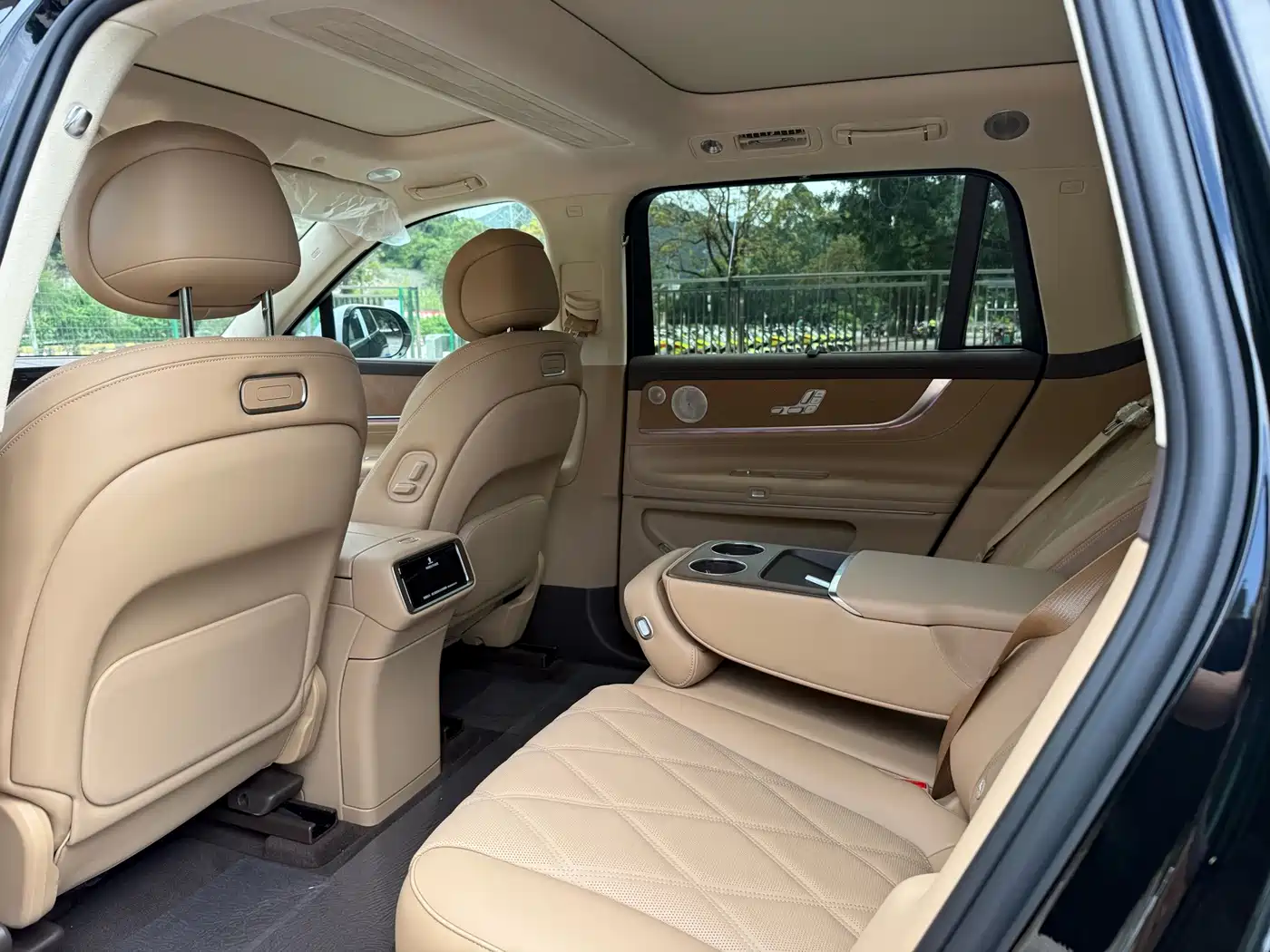 AITO Wenjie AITO M9 2026 2025 Extended Range Ultra 52kWh 5-Seater