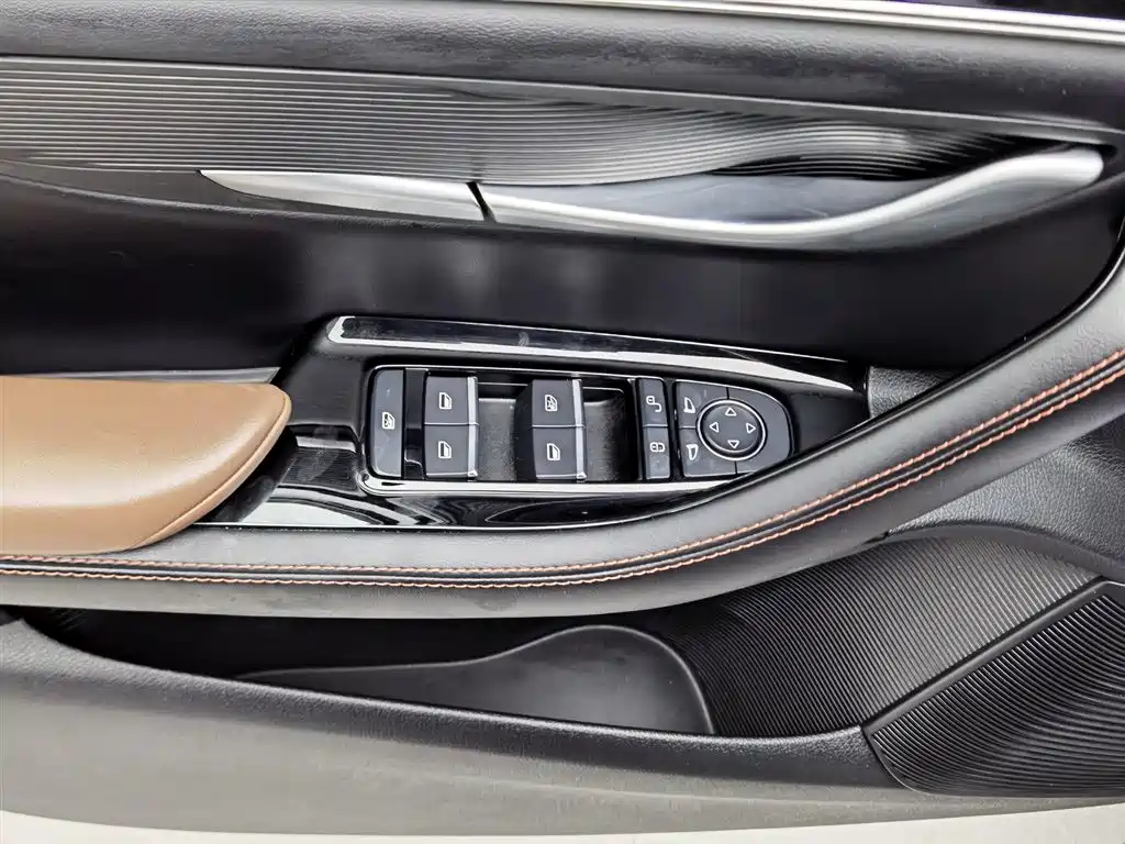BYD Song PLUS 2020 1.5T Automatic Luxury фото 9