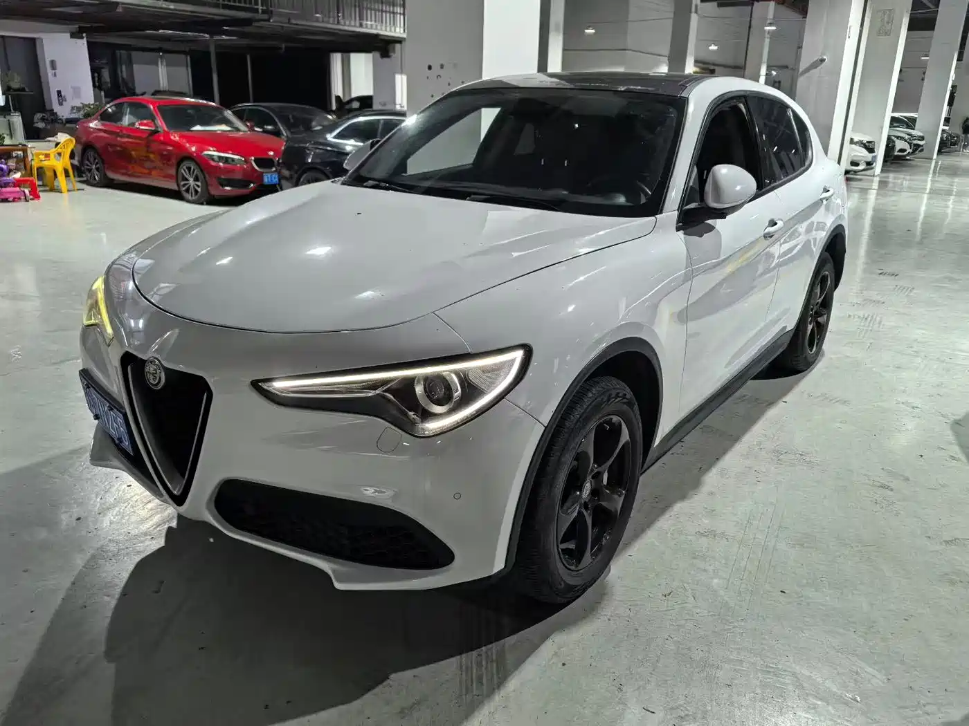 Alfa Romeo Stelvio 2019 2017 2.0T 200HP Elite