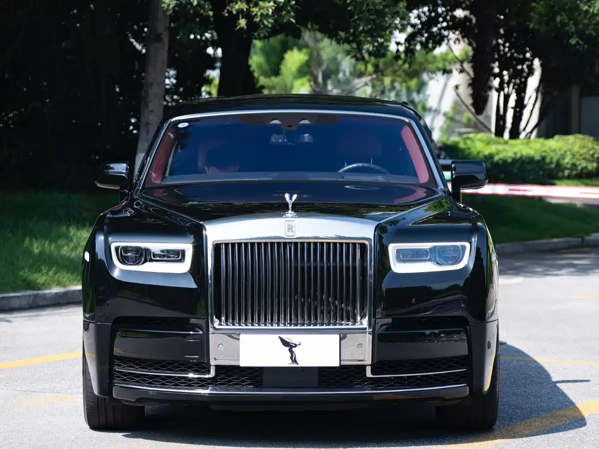 Фото 17 - Rolls-Royce Phantom