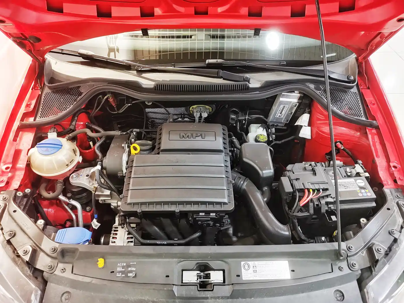 Volkswagen Polo 2018 1.5L Manual Safe Drive фото 23