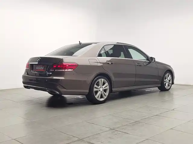 Mercedes-Benz E-Class 2014 E 300 L Sport Luxury — фото 2