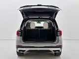 Фото 9 - Ford Explorer