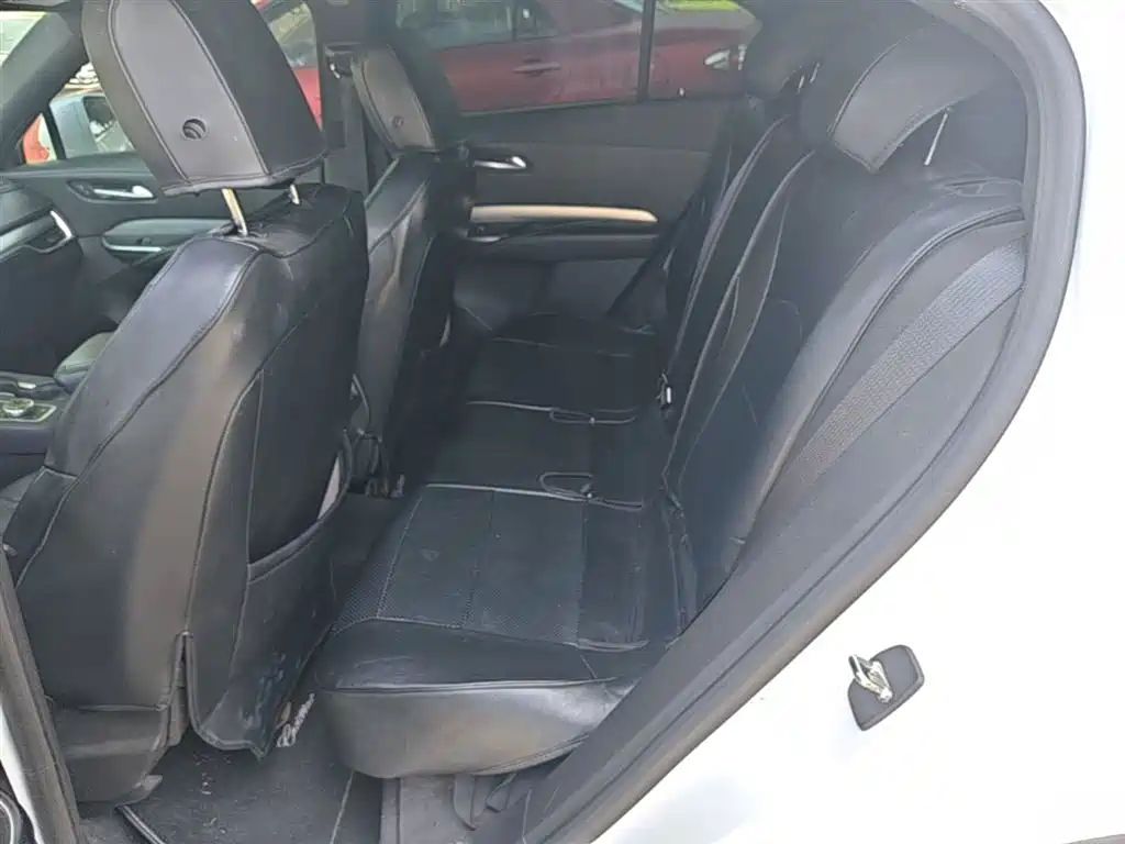 Cadillac XT4 2021 28T FWD Luxury Edition фото 17