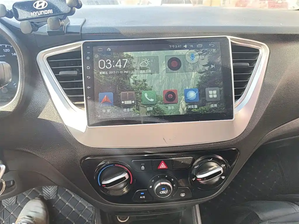Hyundai Verna 2016 1.4L Manual Cool Edition GLS фото 13