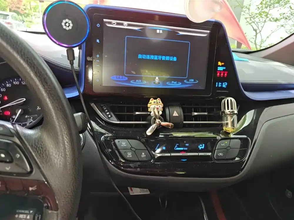 Toyota C-HR 2018 2.0L Leading Edition China VI фото 14
