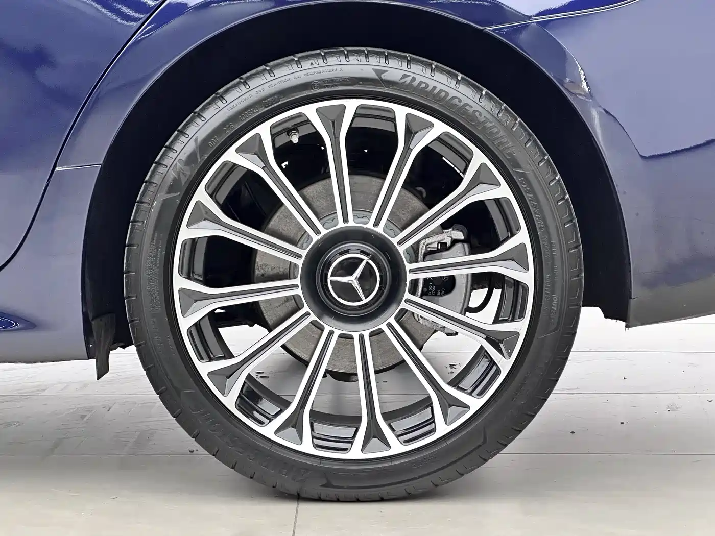 Mercedes-Benz CLS 2018 CLS 300 Dynamic фото 17