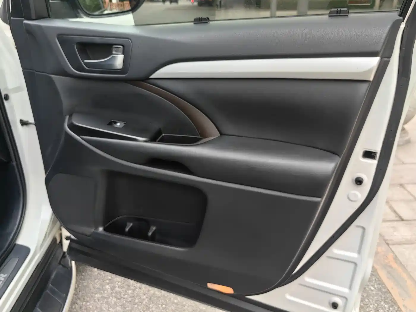 Toyota Highlander 2018 2.0T 4WD Premium 7-seater China VI фото 9