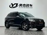 Фото 3 - Volkswagen Touareg
