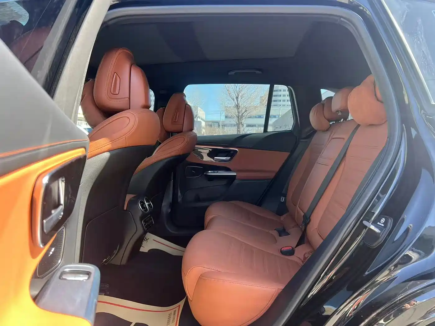 MERCEDES-BENZ GLC