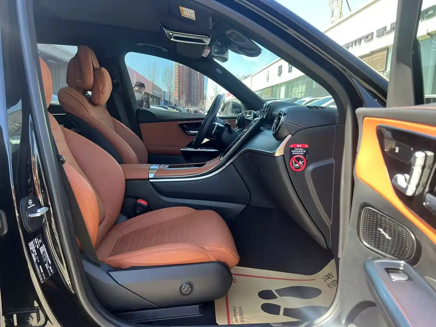 Mercedes-Benz GLC 2023 GLC 260 L 4MATIC Luxury 5-Seater фото 28