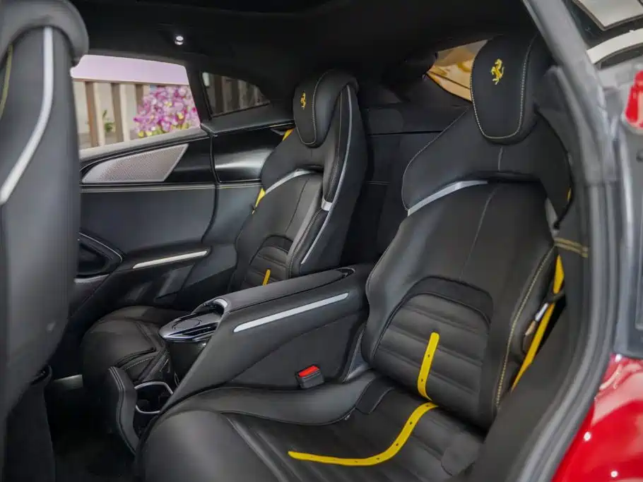 Ferrari Purosangue 2025 2023 6.5L V12