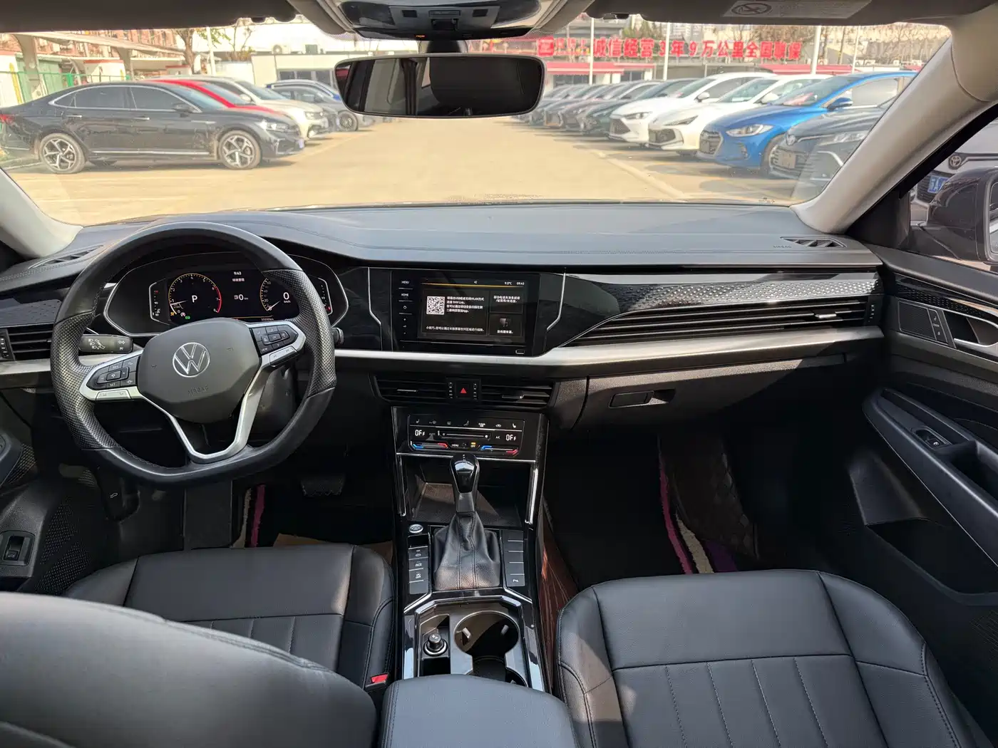 Volkswagen Passat 2022 330TSI Elite Edition фото 13