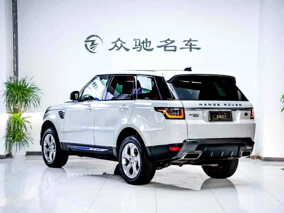 Land Rover Range Rover Sport PHEV 2018 Model P400e фото 12