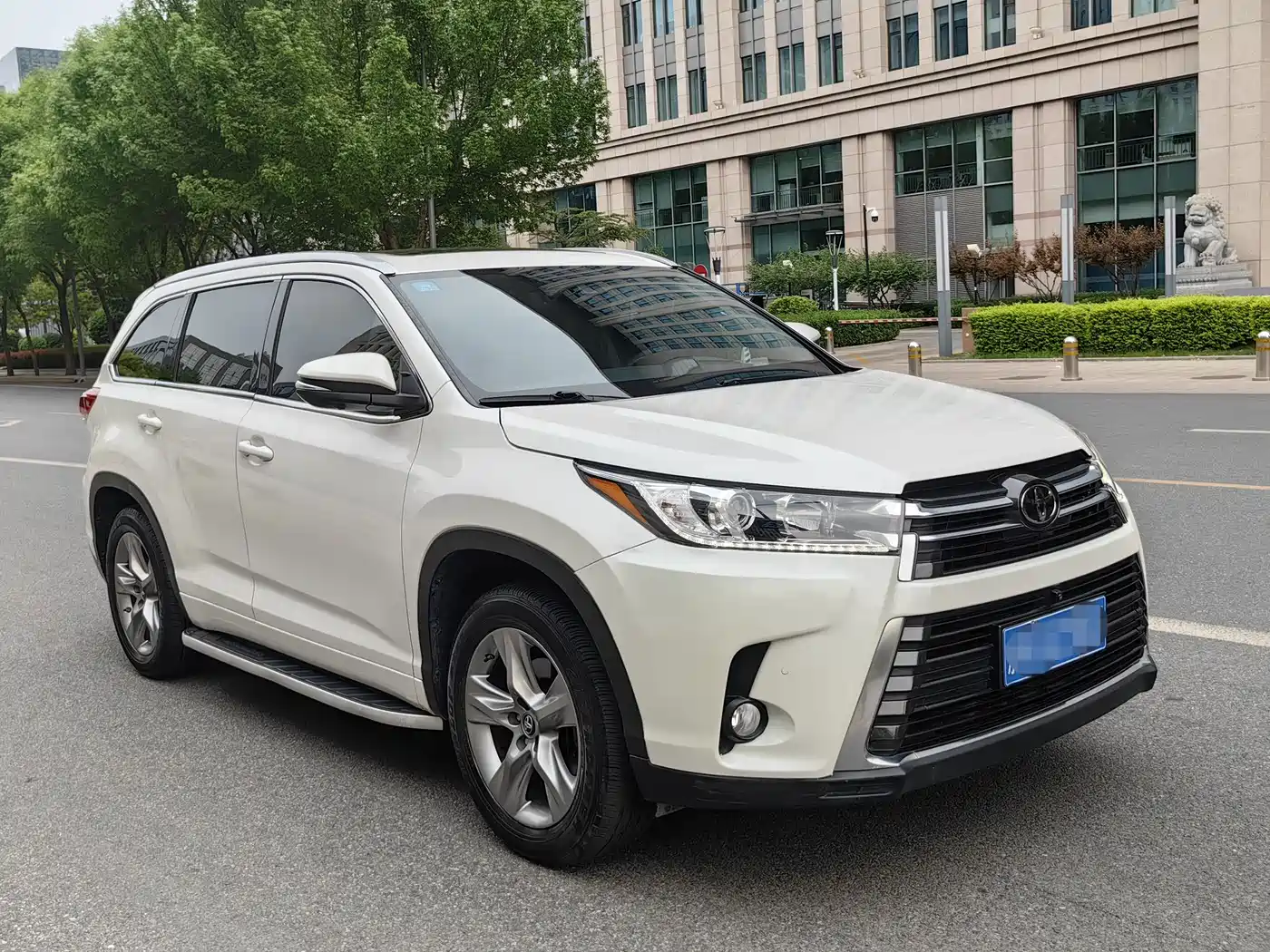 Toyota Highlander 2018 2.0T 4WD Premium 7-seater China VI фото 5