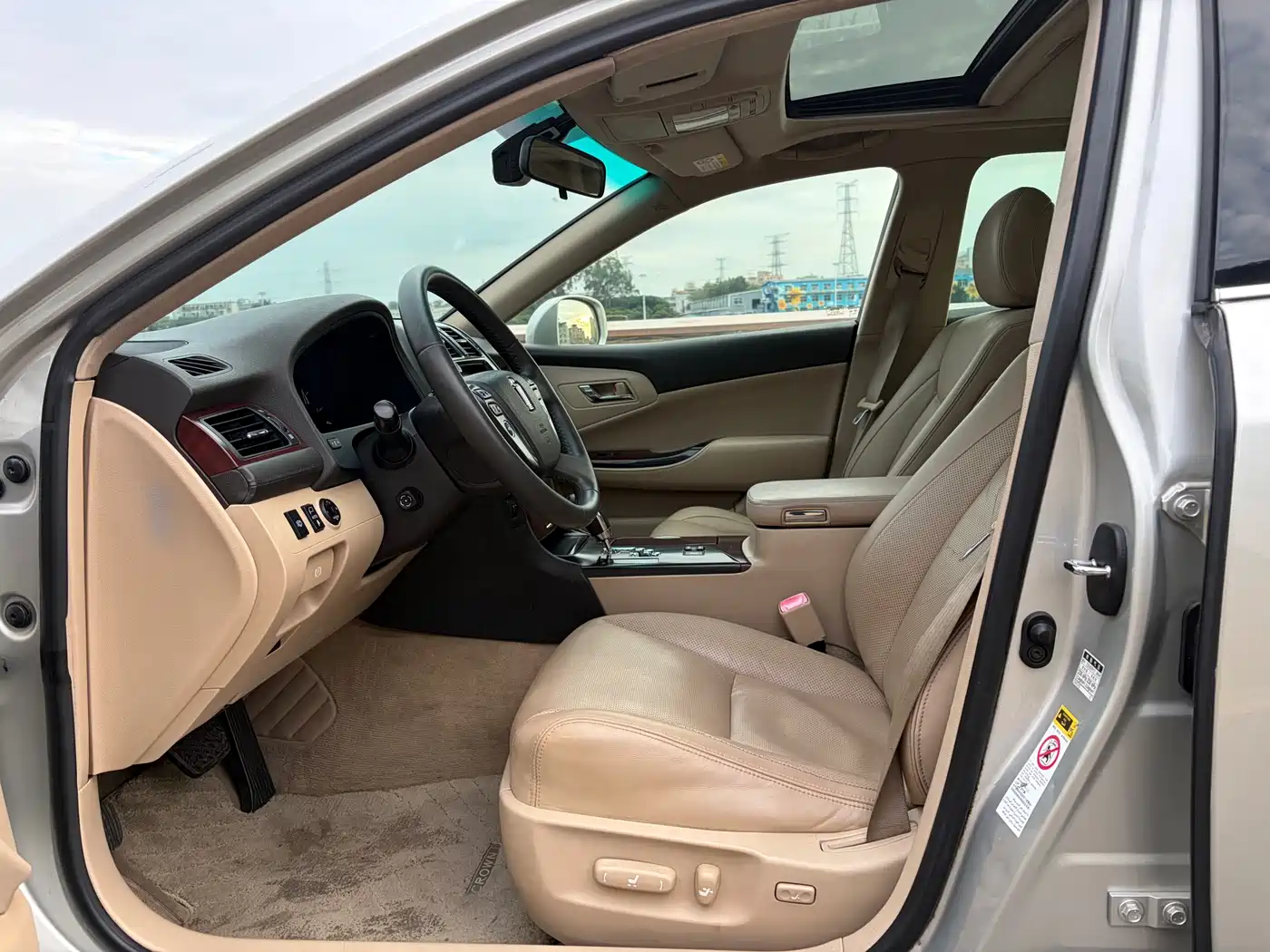 Toyota Crown 2010 3.0L Royal Saloon фото 5