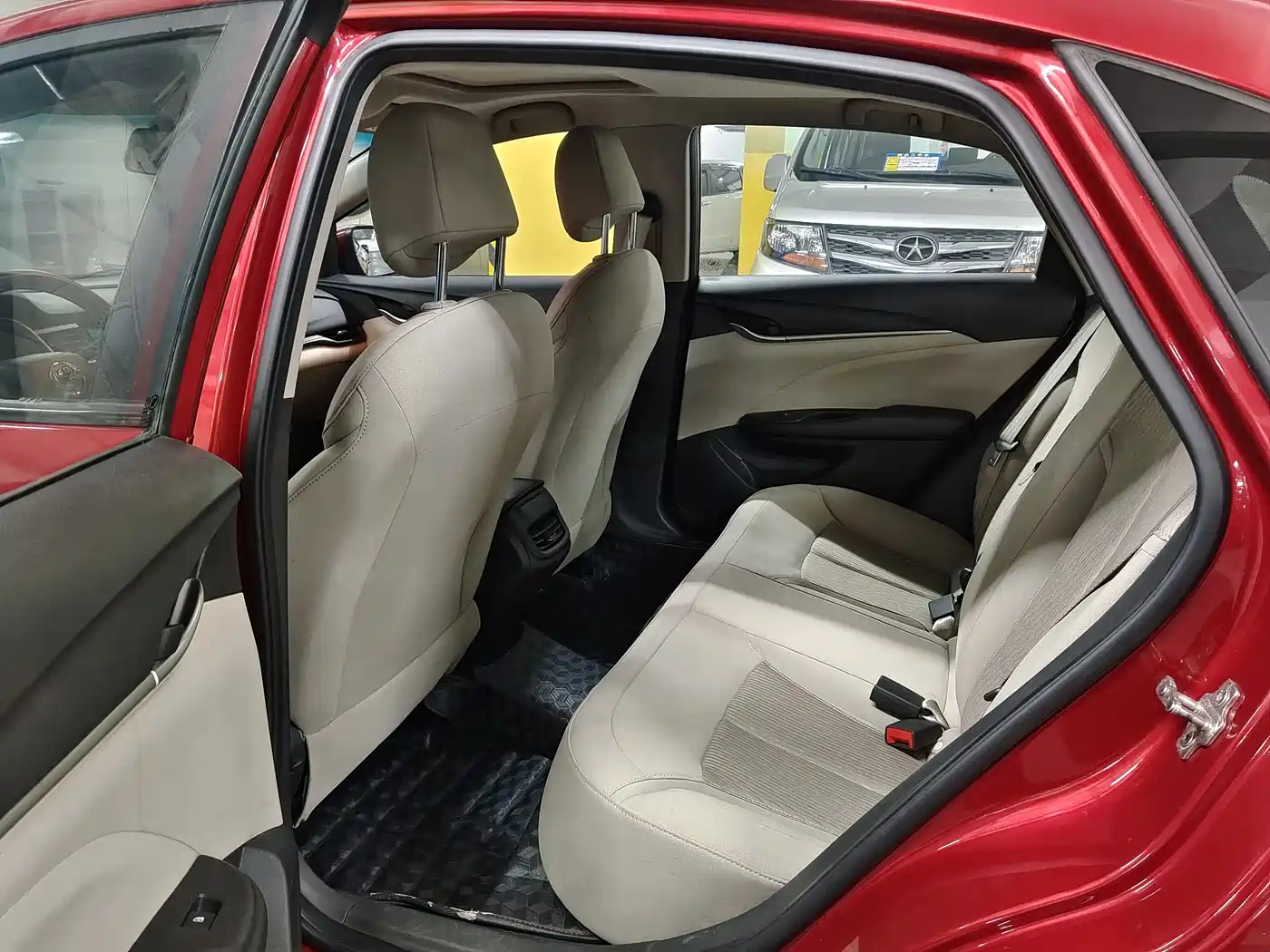 Buick Excelle 2015 15N Automatic Elite фото 8