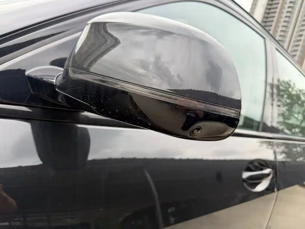 BMW X5 2026 2026 Facelift xDrive 30Li Exclusive M Sport Shadowline Package