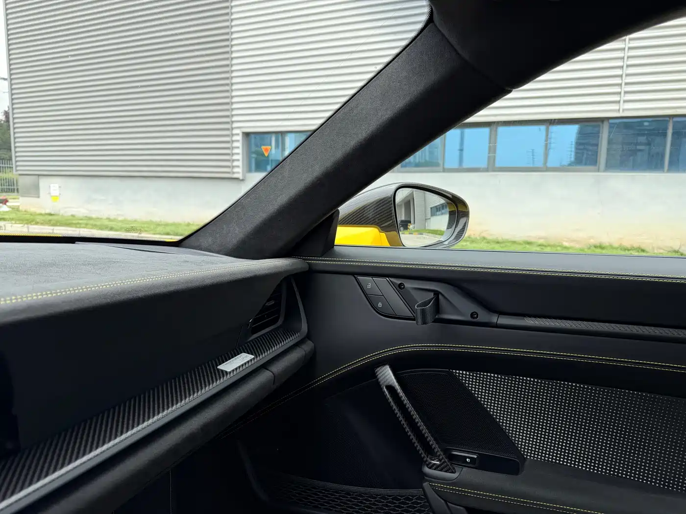 Porsche 911 2023 GT3 RS 4.0L фото 14