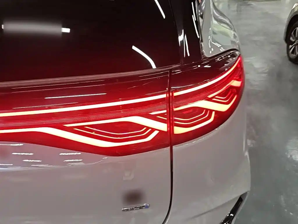 BYD Tang New Energy 2025 Smart Driving Edition DM-i 115KM Flagship фото 8