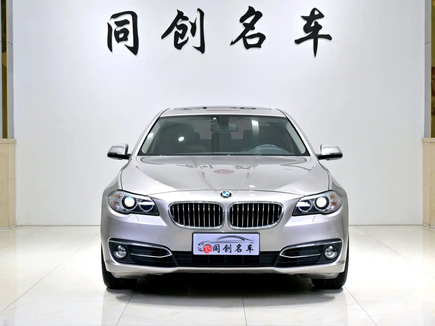 BMW 5 Series 2014 525Li Luxury Design Package фото 2