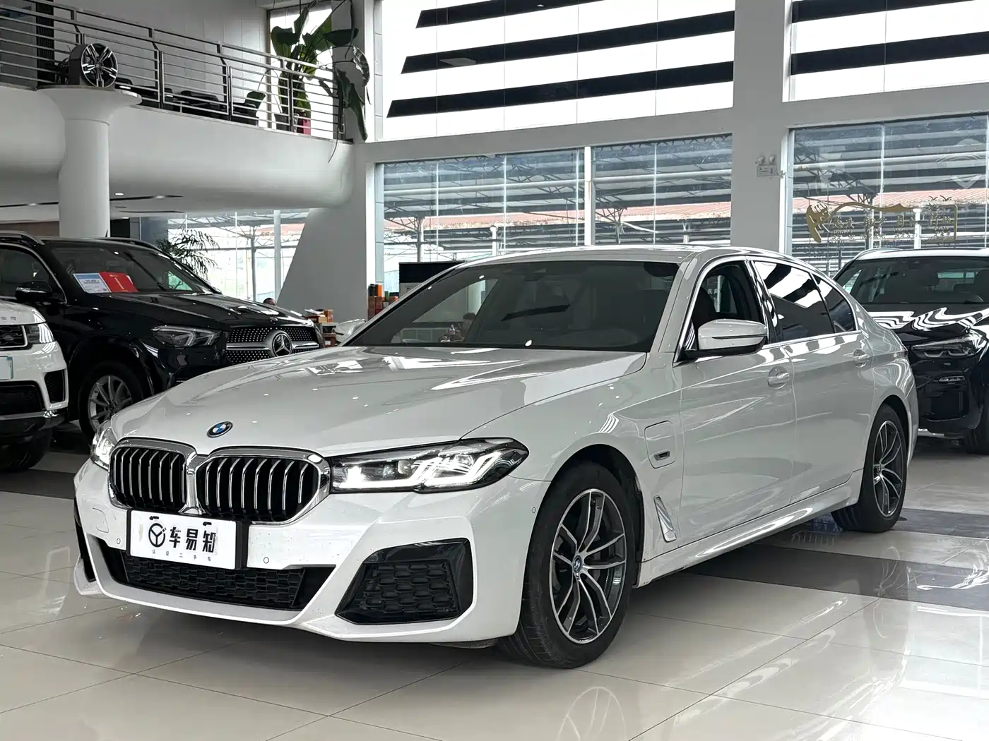 BMW 5 Series New Energy 2022 535Le M Sport Package