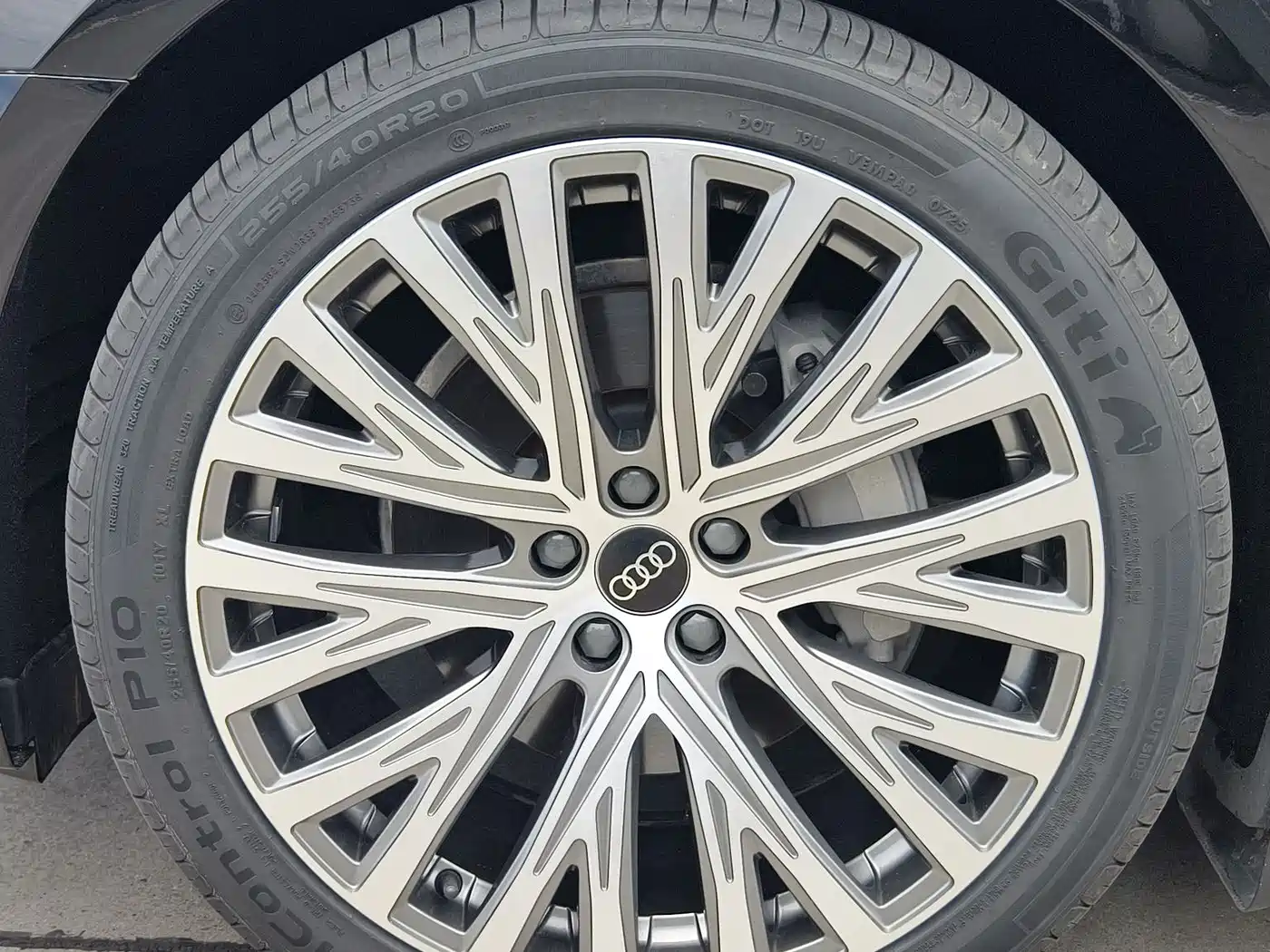 Audi A6L 2024 45 TFSI Premium Elegance фото 22