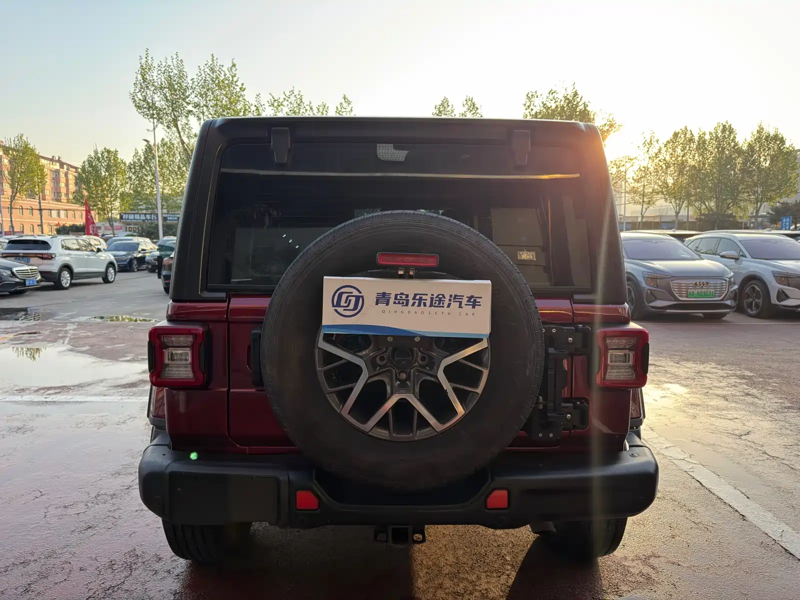 Фото 5 - Jeep Wrangler 4xe
