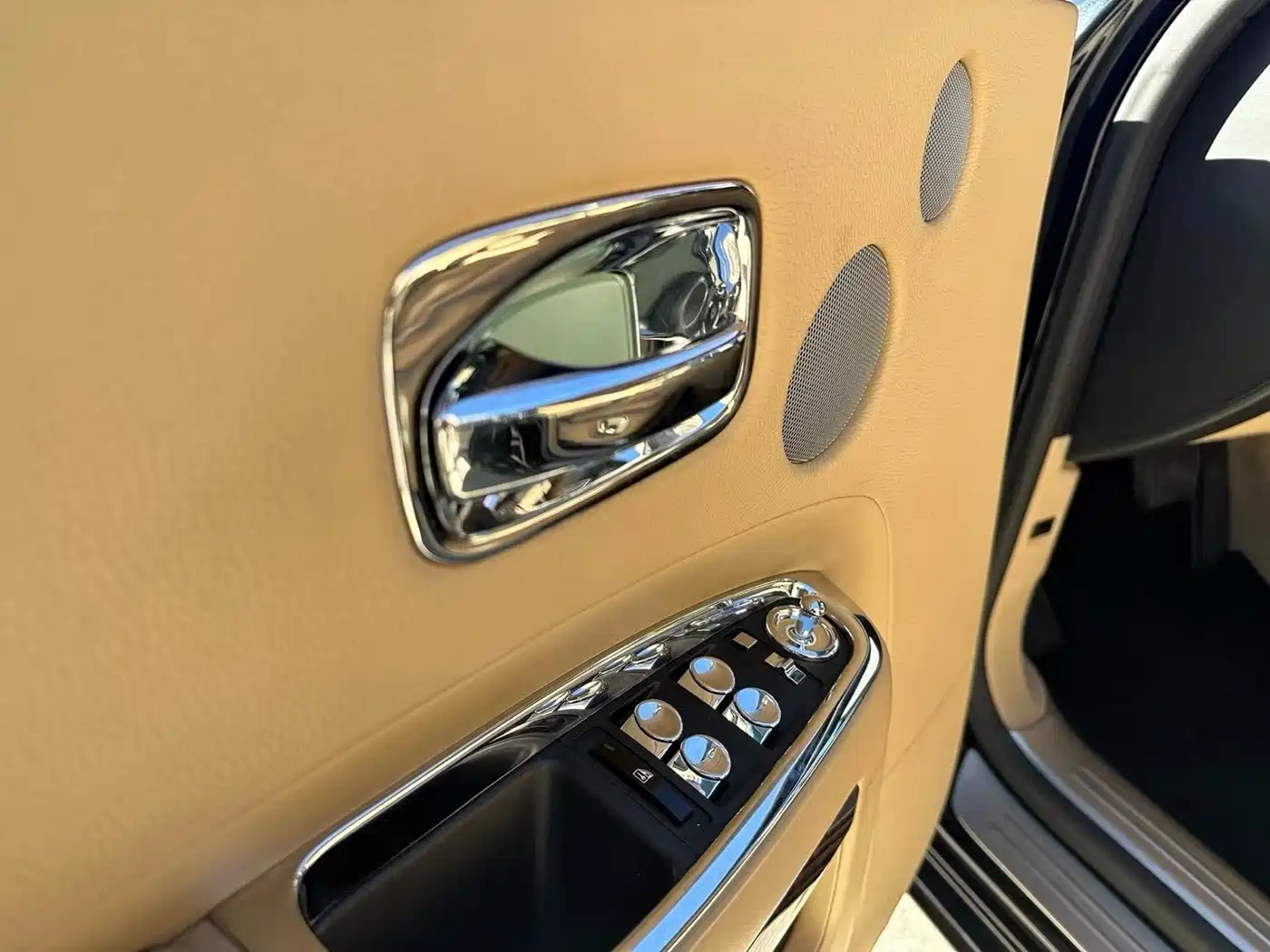 Rolls-Royce Ghost 2013 2010 Model 6.6T Standard