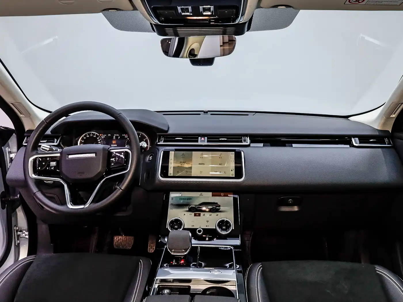 Land Rover Range Rover Velar 2022 250PS фото 14