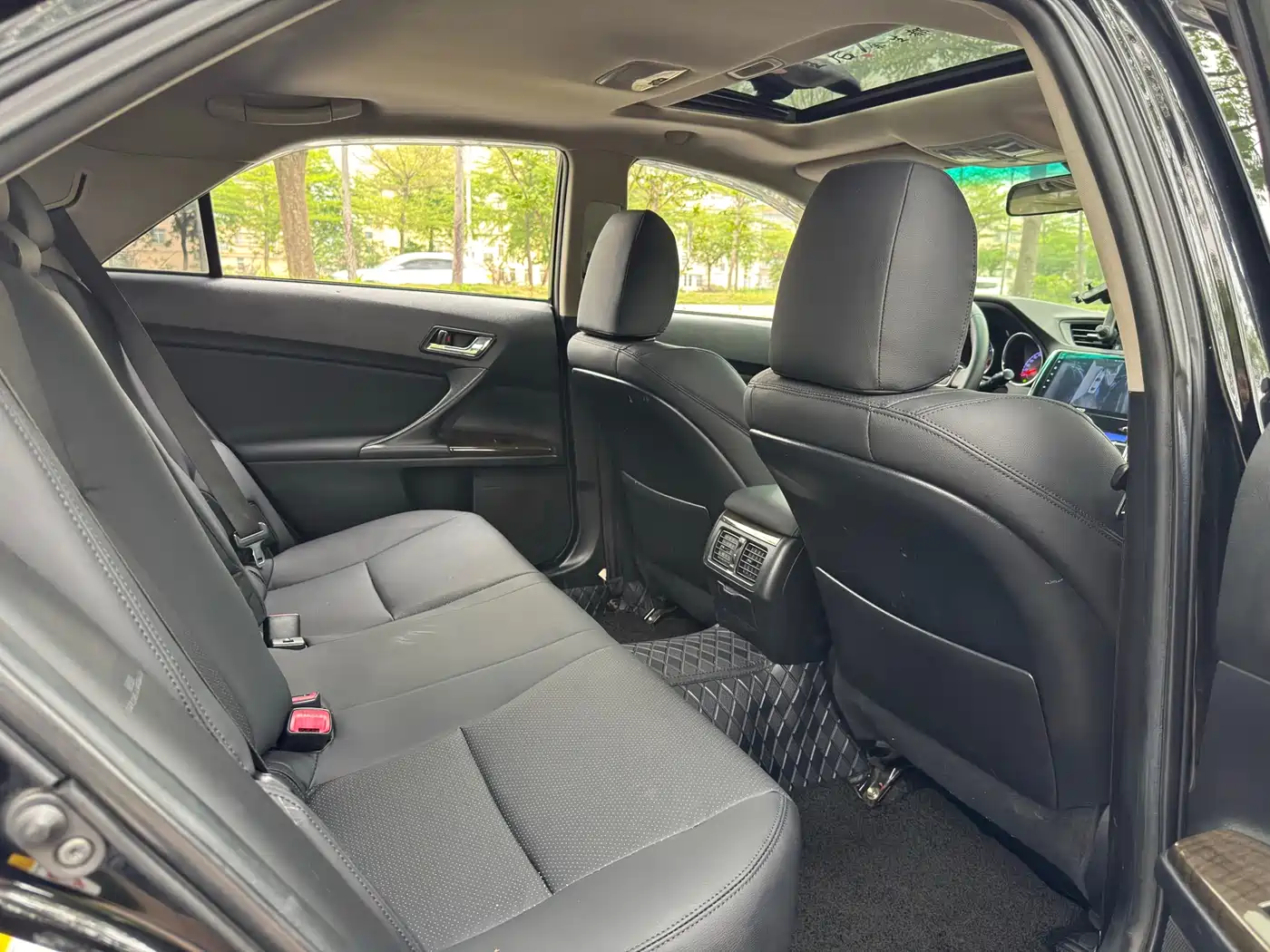 Toyota Reiz 2013 2.5V Premium Edition фото 11