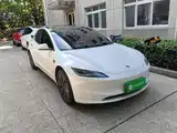 Фото 4 - Tesla Model 3