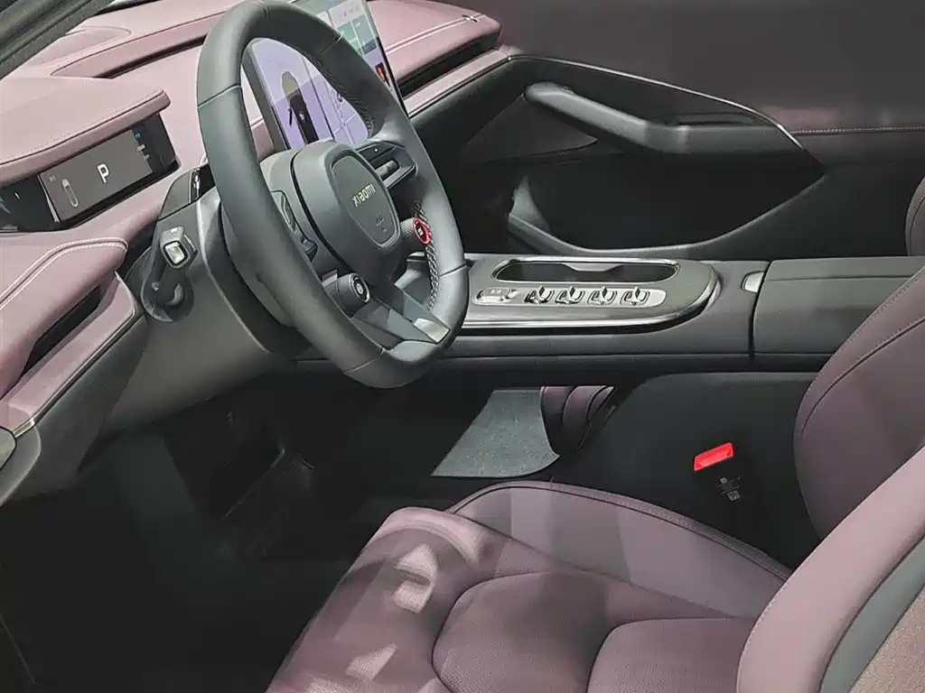 XIAOMI CAR XIAOMI SU7