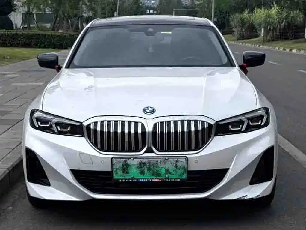 BMW i3 2024 eDrive 40 L Shadow Night Package фото 2