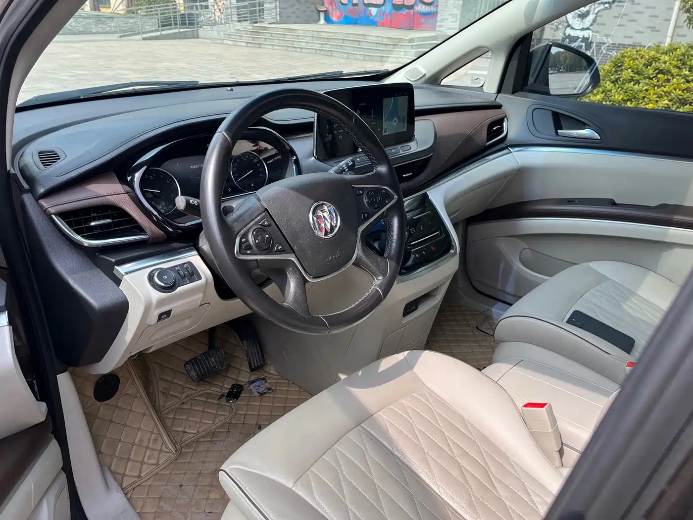 Фото 8 - Buick GL8