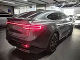 Фото 7 - Zhijie Luxeed R7
