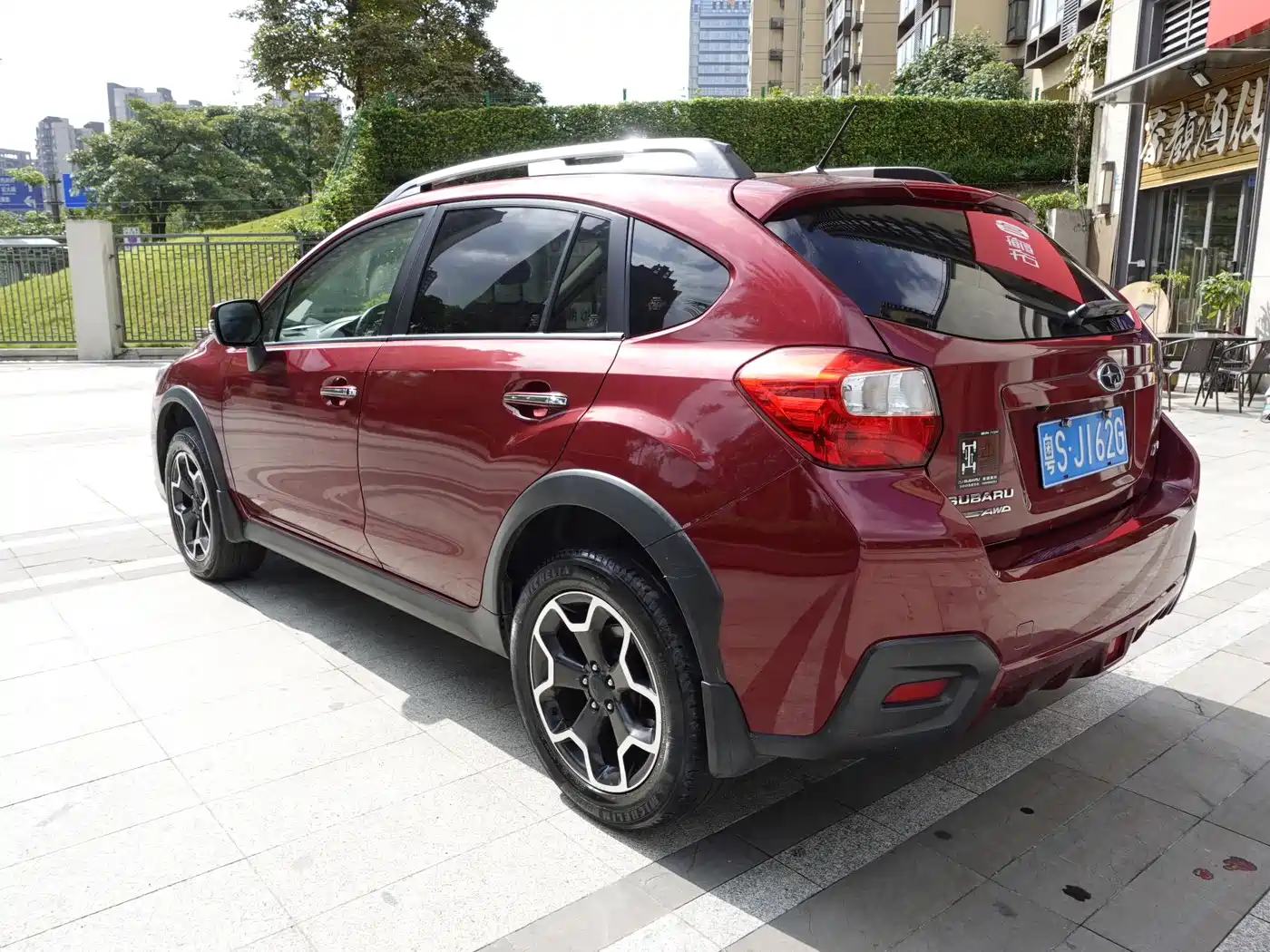 Subaru XV 2012 2.0i Elite Edition фото 7