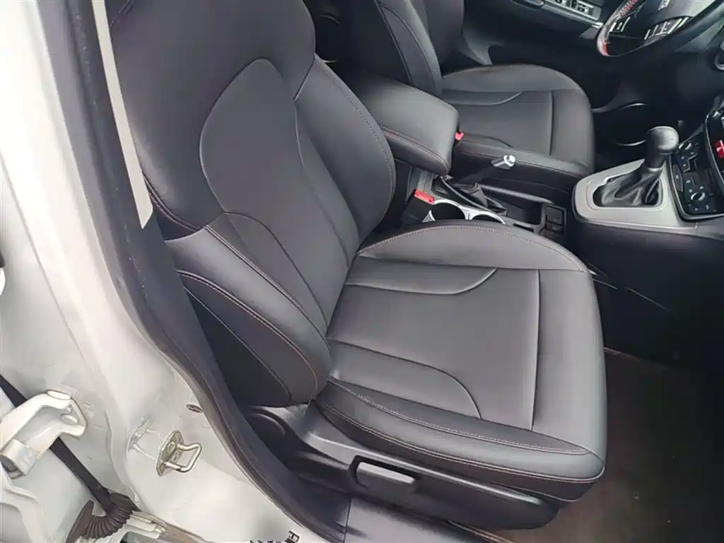Haval M6 2019 1.5T DCT 2WD Value Edition (China VI) фото 25