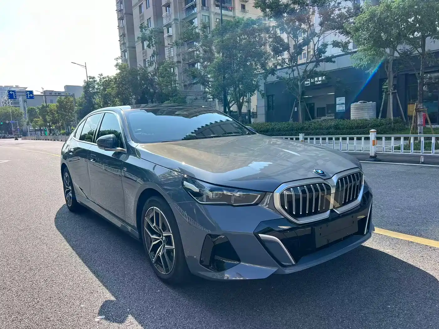 BMW i5 2024 2024 eDrive 35L M Sport Package