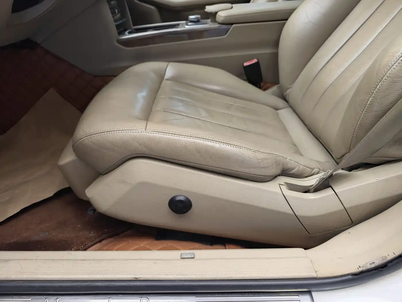 Mercedes-Benz E-Class (Import) 2009 Model E 300 Elegance Version фото 10